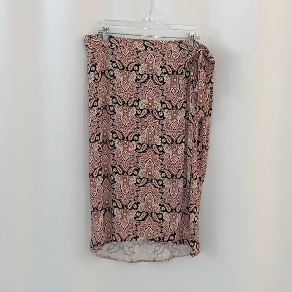 Maurices Paisley Wrap Skirt - Picture 1 of 7